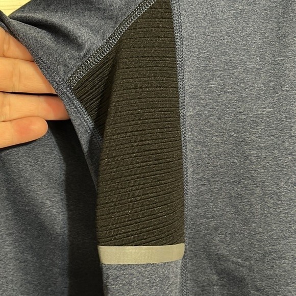 SPYDER ACTIVE Men's Size Large Blue Black Long Sleeve Pullover Moisture Wicking - Picture 3 of 10